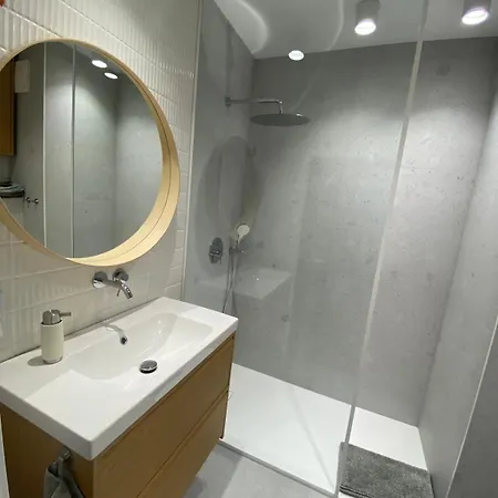 公寓 Leo Old Town Apartment- Airconditioning, Sauna, Gym, Kids'play