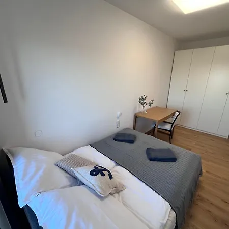 Leo Old Town Apartment- Airconditioning, Sauna, Gym, Kids'play * غدانسك